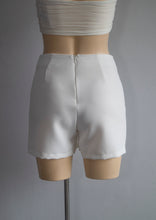 Cargar imagen en el visor de la galería, Falda short "Luanda"