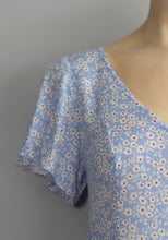 Cargar imagen en el visor de la galería, Vestido "Lily"
