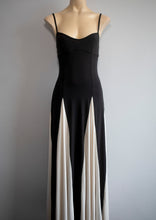 Cargar imagen en el visor de la galería, Vestido “ Vertiz”
