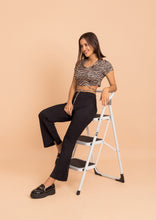 Cargar imagen en el visor de la galería, Flare pants
